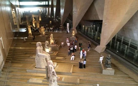 اكتشف المتحف المصري الكبير مع خدمة الدليل الصوتي الجديدة