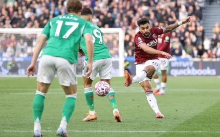 وست هام يونايتد يحقق انتصاراً ساحقاً على نيوكاسل بثلاثية في الدوري الإنجليزي الممتاز