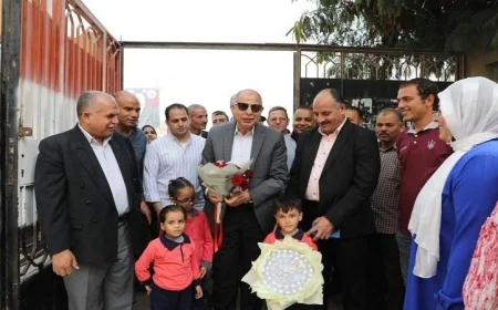 محافظ المنيا يراقب سير العملية التعليمية في مدرسة سمالوط الحديثة