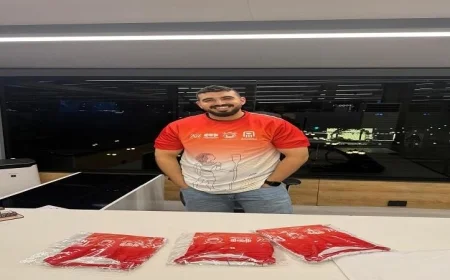 بلمسة فرعونية فريق التجديف يكشف عن القميص الجديد لمنتخب مصر