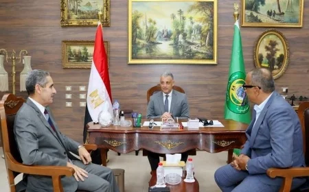 محافظ الإسماعيلية يعزز الدعم للجهاز التنفيذي في المحافظة لتحقيق النجاح والتطوير