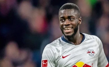 بايرن ميونيخ يصر على تجديد عقد أوباميكانو ويرصد أي ثمن لذلك