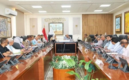 محافظ الوادي الجديد يقود اجتماع مجلس إدارة صندوق استصلاح الأراضي لتعزيز التنمية الزراعية