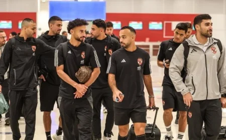 بعثة الأهلي تصل مطار دبي وتستعد للانتقال إلى مقر الإقامة في العين صور حصرية