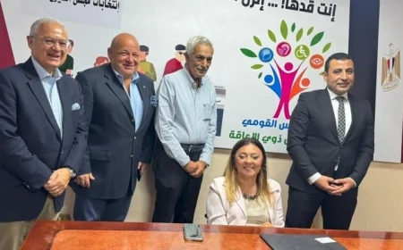 الايمان كريم تناقش مع وفد نادي هليوبوليس سبل تعزيز دمج ذوي الإعاقة في الأنشطة الرياضية للأندية