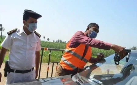 تحرير 677 مخالفة للملصق الإلكتروني ورفع 31 سيارة ودراجة قديمة في 24 ساعة