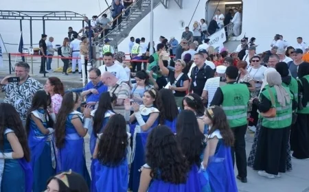 محافظ بورسعيد يعزز الخدمات والتسهيلات لاستقبال السياح وزيادة التدفق السياحي