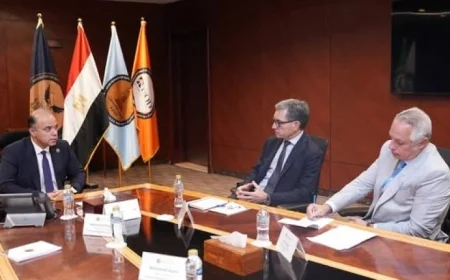 رئيس الرقابة المالية يجتمع مع وفد سيتي بنك لبحث تحسينات سوق رأس المال