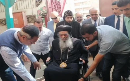 مطران الفيوم يشارك في الانتخابات البرلمانية ويؤكد على أهمية التصويت