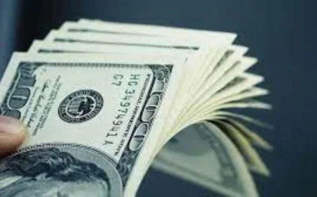 سعر الدولار مقابل الجنيه المصري اليوم الخميس في البنوك المصرية