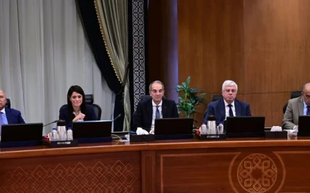 عاشور تعلن أن الوزارة تحصل على اعتماد المنظمة الحكومية المبتكرة المعتمدة