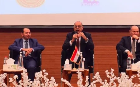 وزير العمل يطلق ندوة توعوية حول قانون العمل الجديد بمشاركة ممثلي الشركات الخاصة