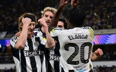 نيوكاسل يونايتد ينتصر على أتلتيك بلباو بهدفين ويزيد فرصه في التأهل لدوري أوروبا