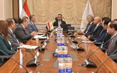 وزير التموين يعقد اجتماعا مهمًا لمراقبة توافر السلع الأساسية في الأسواق