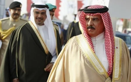 ملك البحرين وماليزيا يتبادلان رؤى لتعزيز التعاون الثنائي في مجالات متعددة