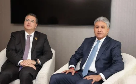 شريف فتحي يستكشف فرص التعاون مع مفوض الاتحاد الأوروبي للنقل المستدام والسياحة