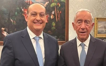 رئيس البرتغال يعبّر عن إعجابه الساحر بالمتحف المصري الكبير