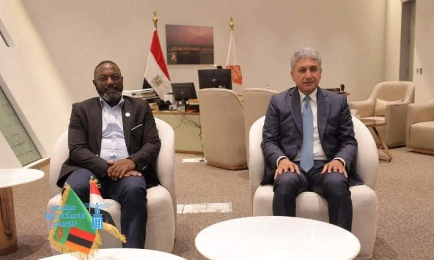 وزير السياحة والآثار المصري يعقد اجتماعاً مع نظيره الزامبي لتعزيز التعاون السياحي