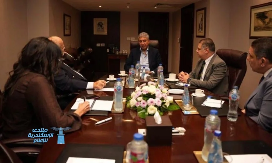 فتحي ورئيس المجلس العالمي للسفر والسياحة يناقشان تعزيز استثمارات السياحة في مصر