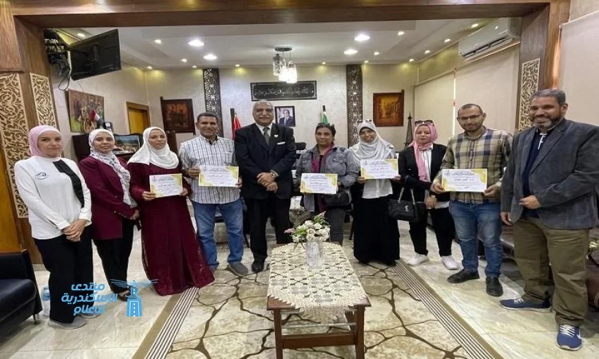 مدير تعليم القليوبية يحتفي بأبطال التميز في تحدي القراءة وأصدقاء المكتبات لاستمرار الثقافة والابداع