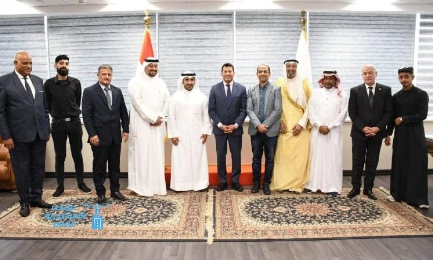 وزير الشباب يشارك في جلسة حوارية مع أعضاء ملتقى الأدب والفكر العربي