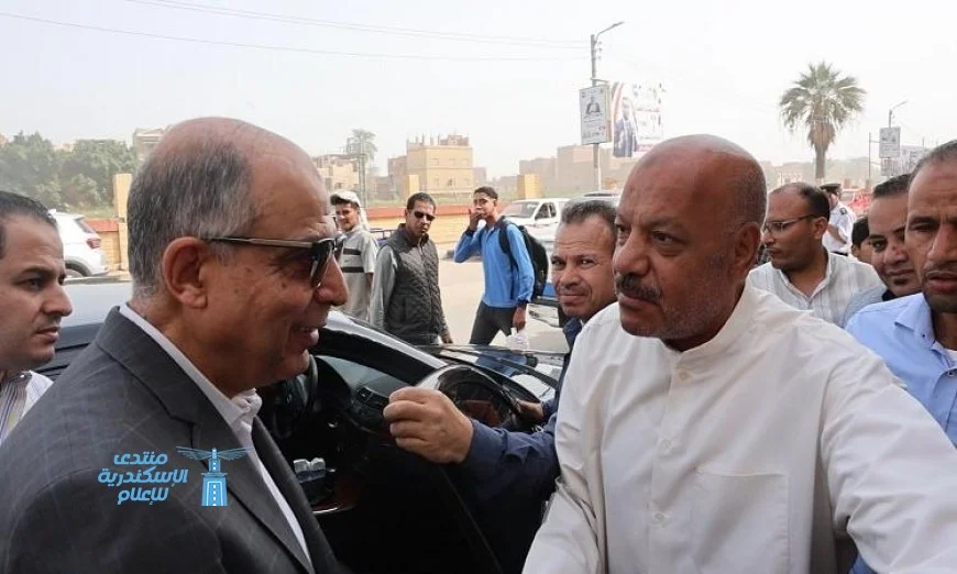 محافظ المنيا يلتقي المواطنين ويعتمد مساعدات مالية عاجلة للحالات المحتاجة