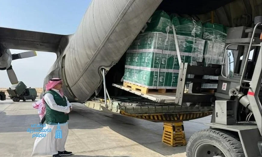 مطار العريش يستقبل طائرة مساعدات سعودية لدعم غزة