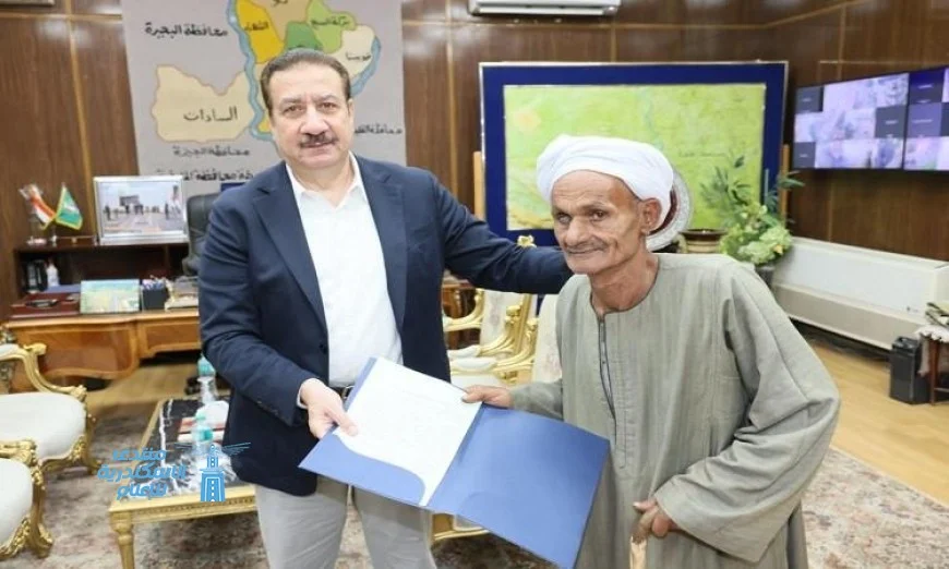 محافظ المنوفية يوزع 22 عقد تقنين لأراضي أملاك الدولة على واضعي اليد