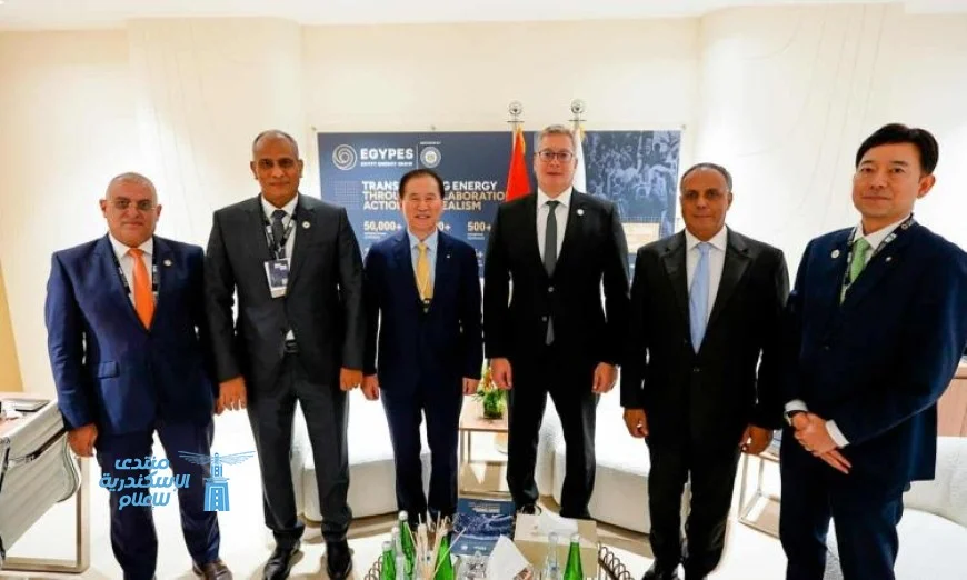 وزير البترول يناقش التعاون مع قادة الشركات العالمية في أديبك 2025 بأبوظبي