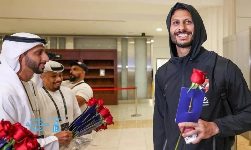 بعثة الأهلي تصل إلى مدينة العين استعدادا لمواجهة السوبر المصري في فندق الإقامة