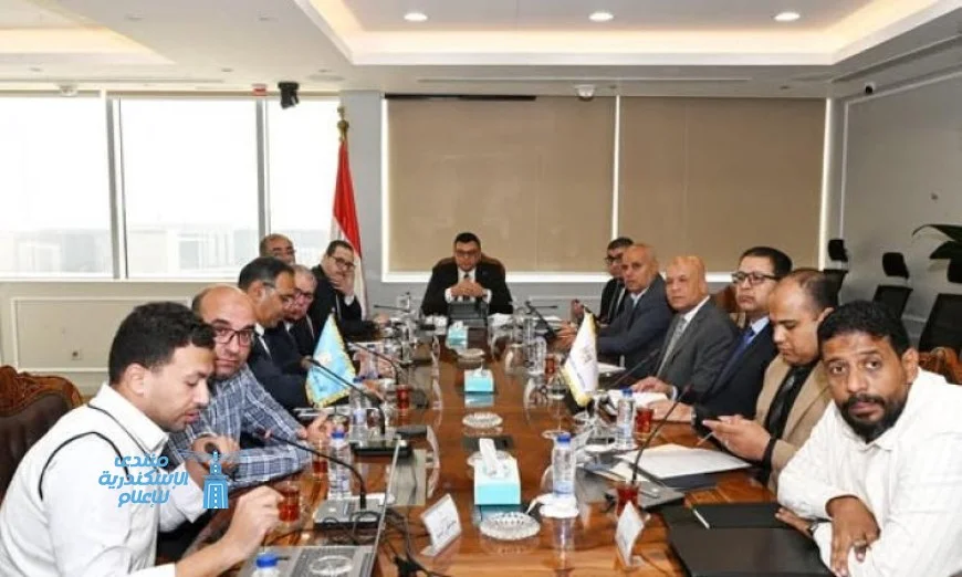 وزير الإسكان يتفقد تقدم الأعمال في مشاريع مدينة حدائق أكتوبر