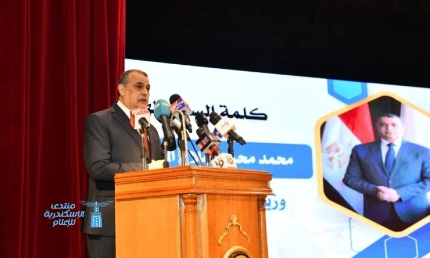 محمد صلاح يؤكد تلقي الدعم اللامحدود من القيادة السياسية تعزيزاً للجهود الوطنية