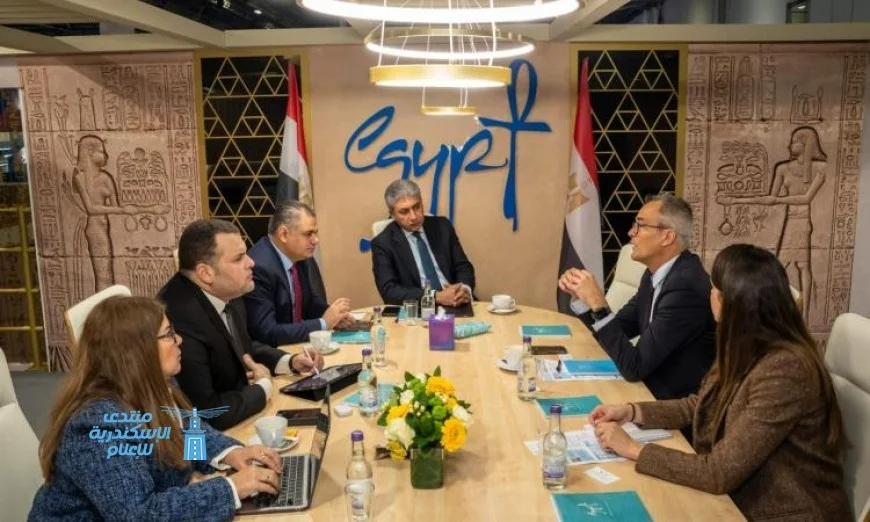 وزير السياحة يستعرض سبل التعاون مع رؤساء مجموعتي TUI وCoral Travel العالميتين