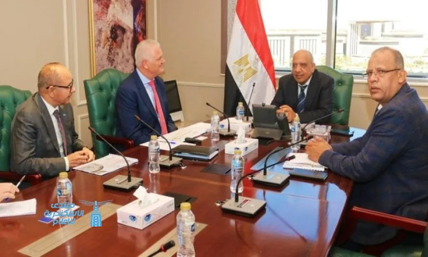 وزير الكهرباء يناقش مشروع الطاقات المتجددة مع تحالف رينيرجي جروب بارتنرز