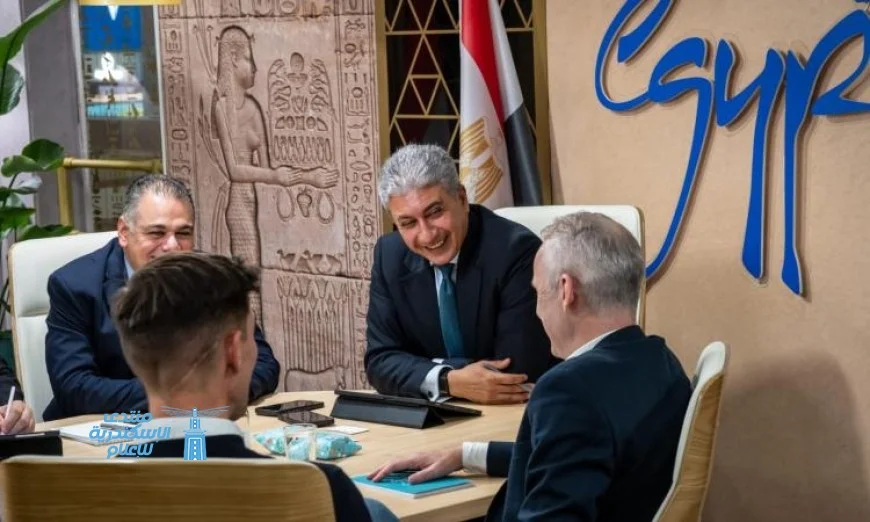 فتحي يتعاون مع مسؤولي TripAdvisor لتعزيز الترويج للمقصد السياحي