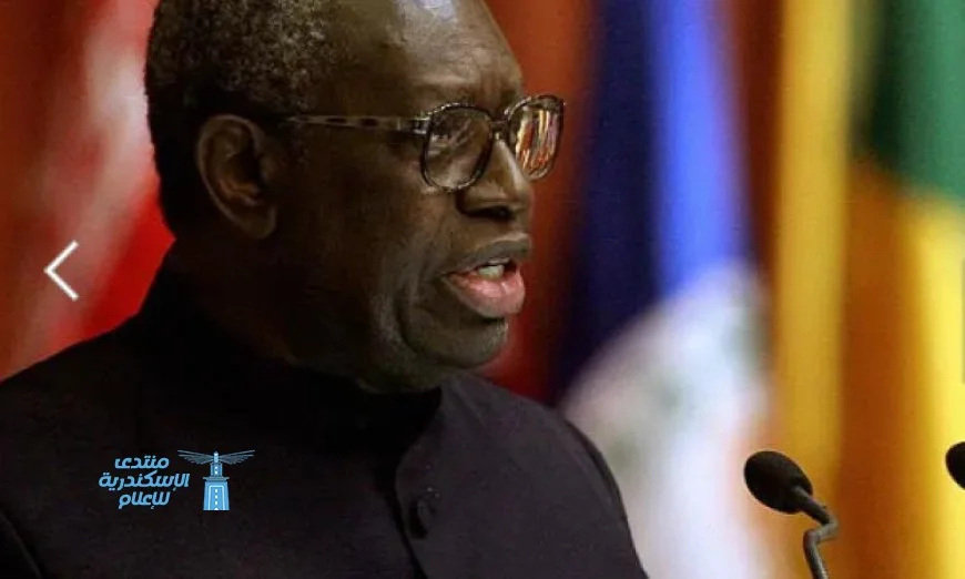 وفاة رئيس سورينام السابق رونالد فينيتيان عن عمر 89 عاما نعي وتأثيره على التاريخ السياسي