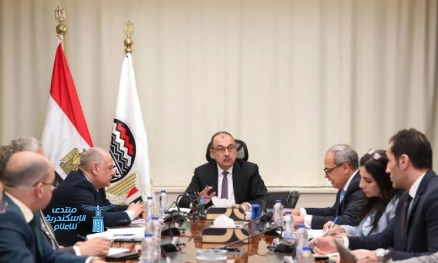 وزير قطاع الأعمال يلتقي بالمديرين التنفيذيين للشركات القابضة لمناقشة تنفيذ نظام ERP