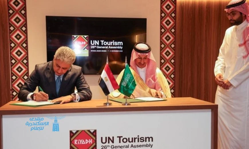 وزير السياحة يبرم اتفاقية برنامج تنفيذي جديد للتعاون المشترك مع نظيره السعودي