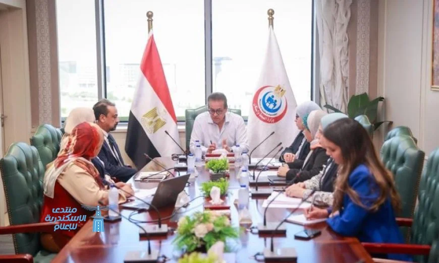 وزير الصحة يبدأ متابعة إنشاء قاعدة بيانات وطنية لدعم ترشيحات الدراسات العليا في الطب