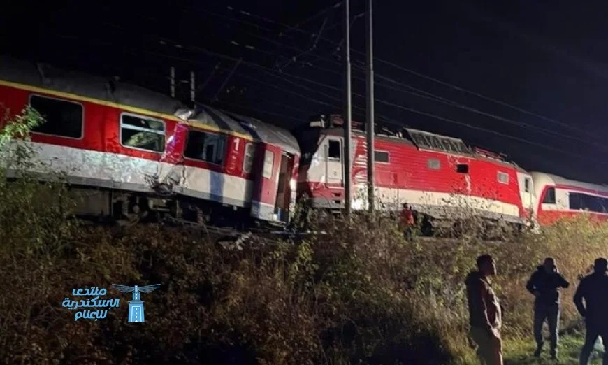 عشرات الركاب يصابون في حادث تصادم قطارين كارثي في سلوفاكيا