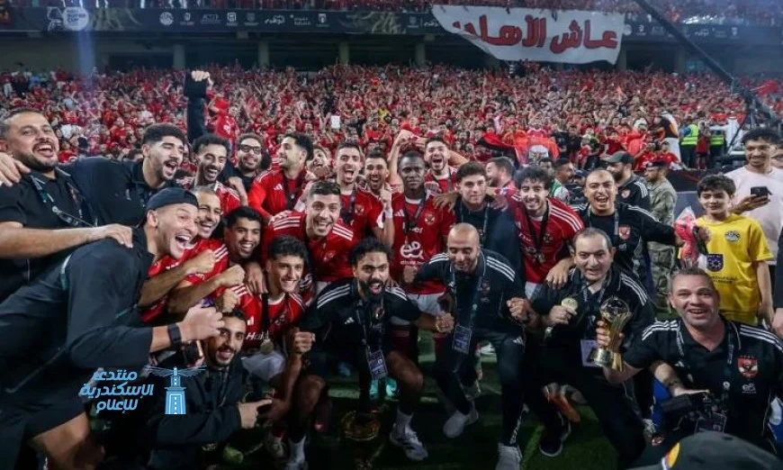بعثة الأهلي تصل القاهرة بعد التتويج بالسوبر المصري وتمنح الفريق 5 أيام من الراحة