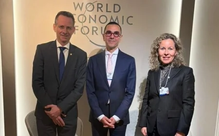 وزير الاستثمار يؤكد التزام الحكومة بتهيئة بيئة مثالية لمشروعات الهيدروجين الأخضر