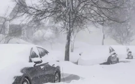 ترامب يعلن حالة الطوارئ في عدة ولايات أمريكية نتيجة عاصفة ثلجية قوية