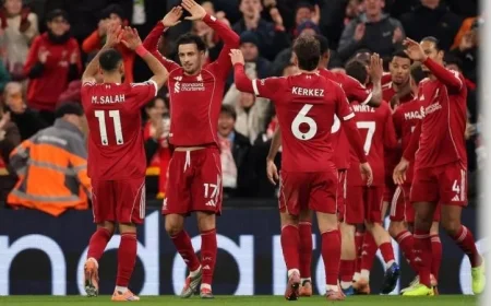 ليفربول يخطط لتدعيم صفوفه بصفقتين جديدتين في الشتاء لتعزيز الدفاع والوسط