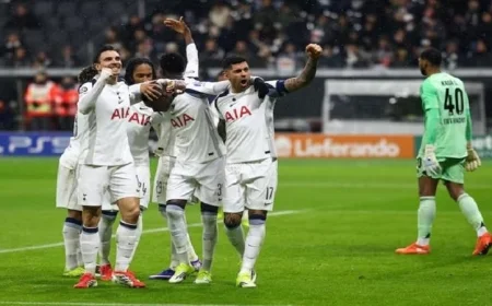 توتنهام يحقق انتصاراً ساحقاً على فرانكفورت بهدفين ويتأهل إلى دور الـ16 من البطولة