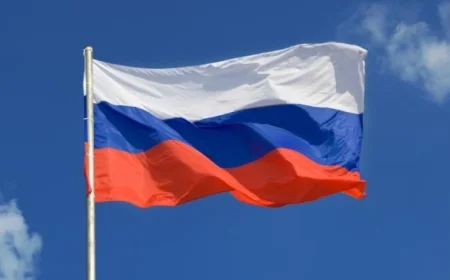 موسكو ودمشق تتعاونان لحل الأزمات الاقتصادية في سوريا من خلال تقديم المساعدة