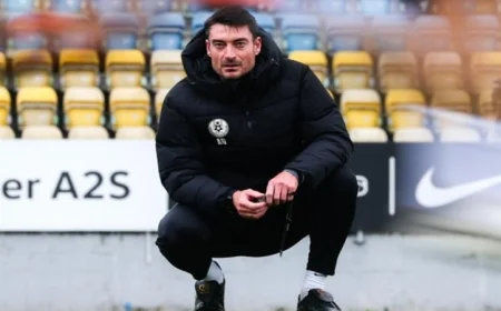 ألبرت رييرا ينطلق في مغامرته الجديدة مع فرانكفورت الأسبوع الحالي