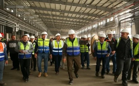 شيمي يزور المرحلة الثانية من المشروع الوطني لتحسين صناعة الغزل والنسيج