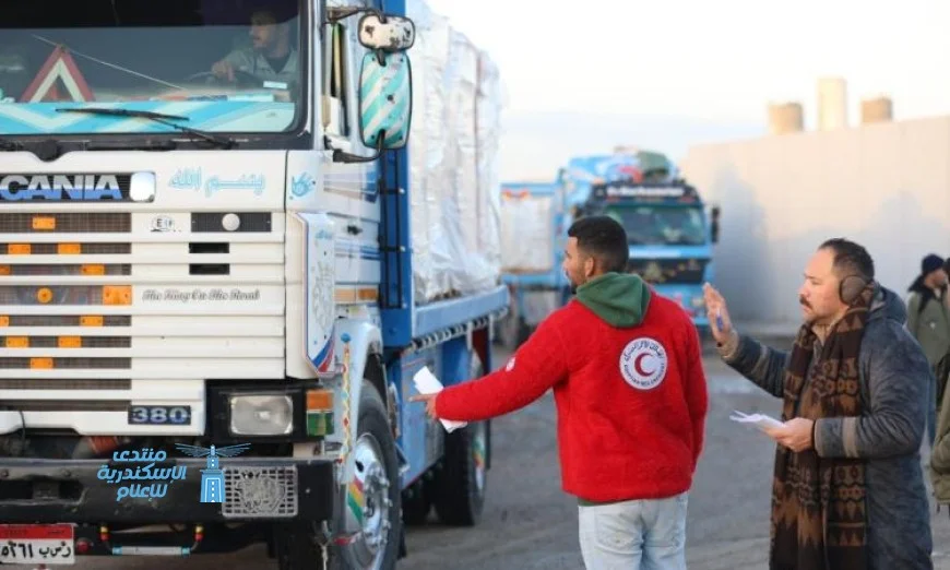 قافلة مساعدات إنسانية جديدة رقم 123 تغادر مصر في اتجاه غزة