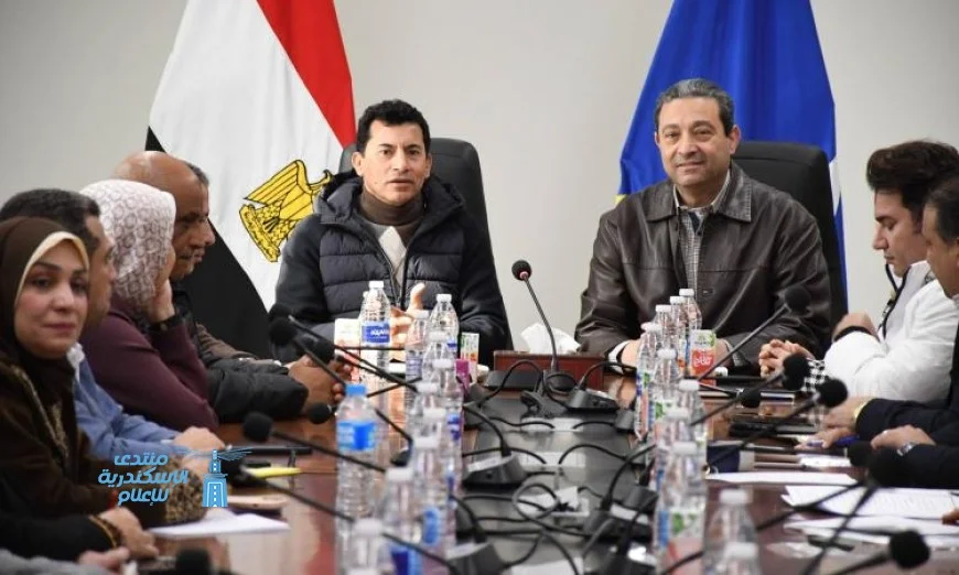 وزير الرياضة ومحافظ دمياط يناقشان سبل تعزيز دعم المنشآت الشبابية مع لجنتي النواب والشيوخ